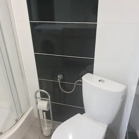 Kamienica Nowodworska 30 *