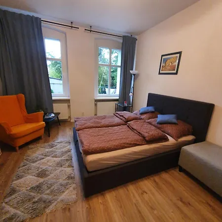 Kamienica Nowodworska 30 *