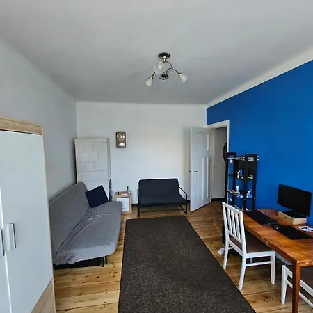 Kamienica Nowodworska 30 *